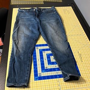 Lucky Mid Rise Crop Jeans